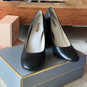 Louise et Cie Joyant Leather Pump